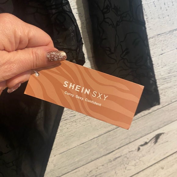 Brand new bodysuit - Picture 5 of 8